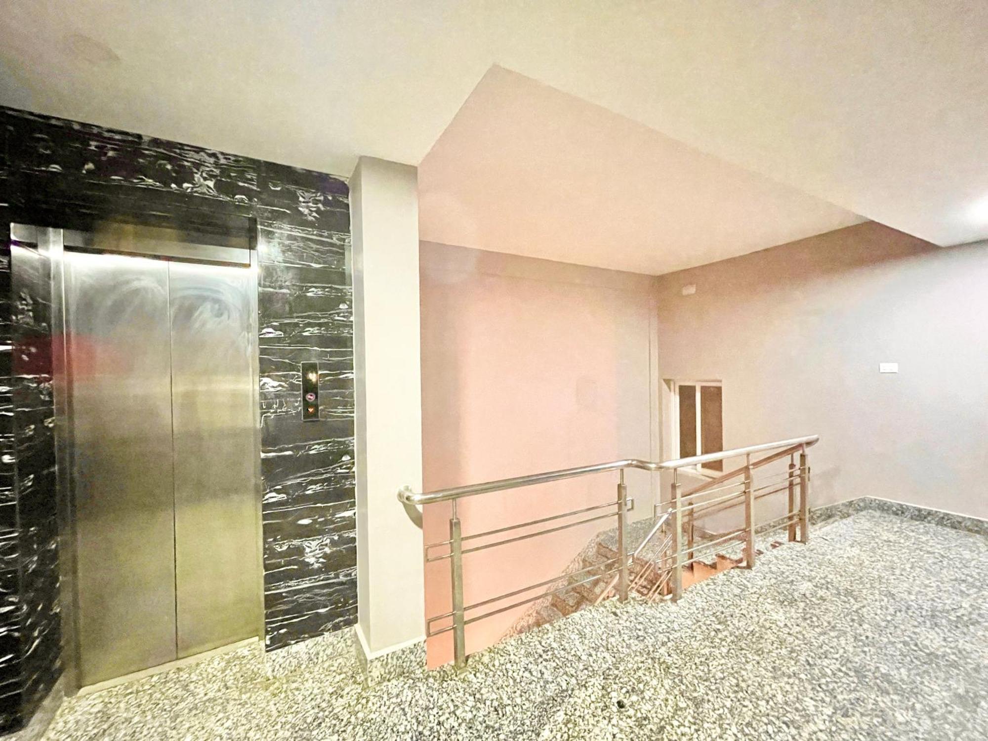 Hotel Rb International ! Puri Near-Sea-Beach-And-Temple Fully-Air-Conditioned-Hotel With-Lift-And-Card Payment Accepted-Parking-Facility, Best Hotel In Puri Exteriör bild