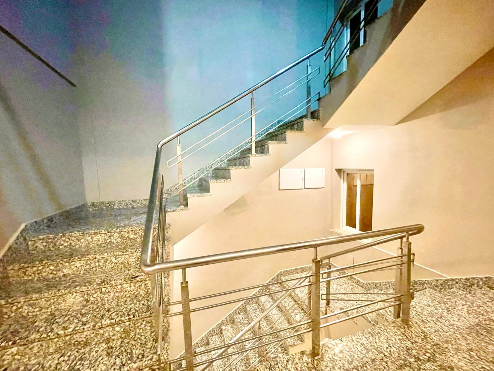 Hotel Rb International ! Puri Near-Sea-Beach-And-Temple Fully-Air-Conditioned-Hotel With-Lift-And-Card Payment Accepted-Parking-Facility, Best Hotel In Puri Exteriör bild