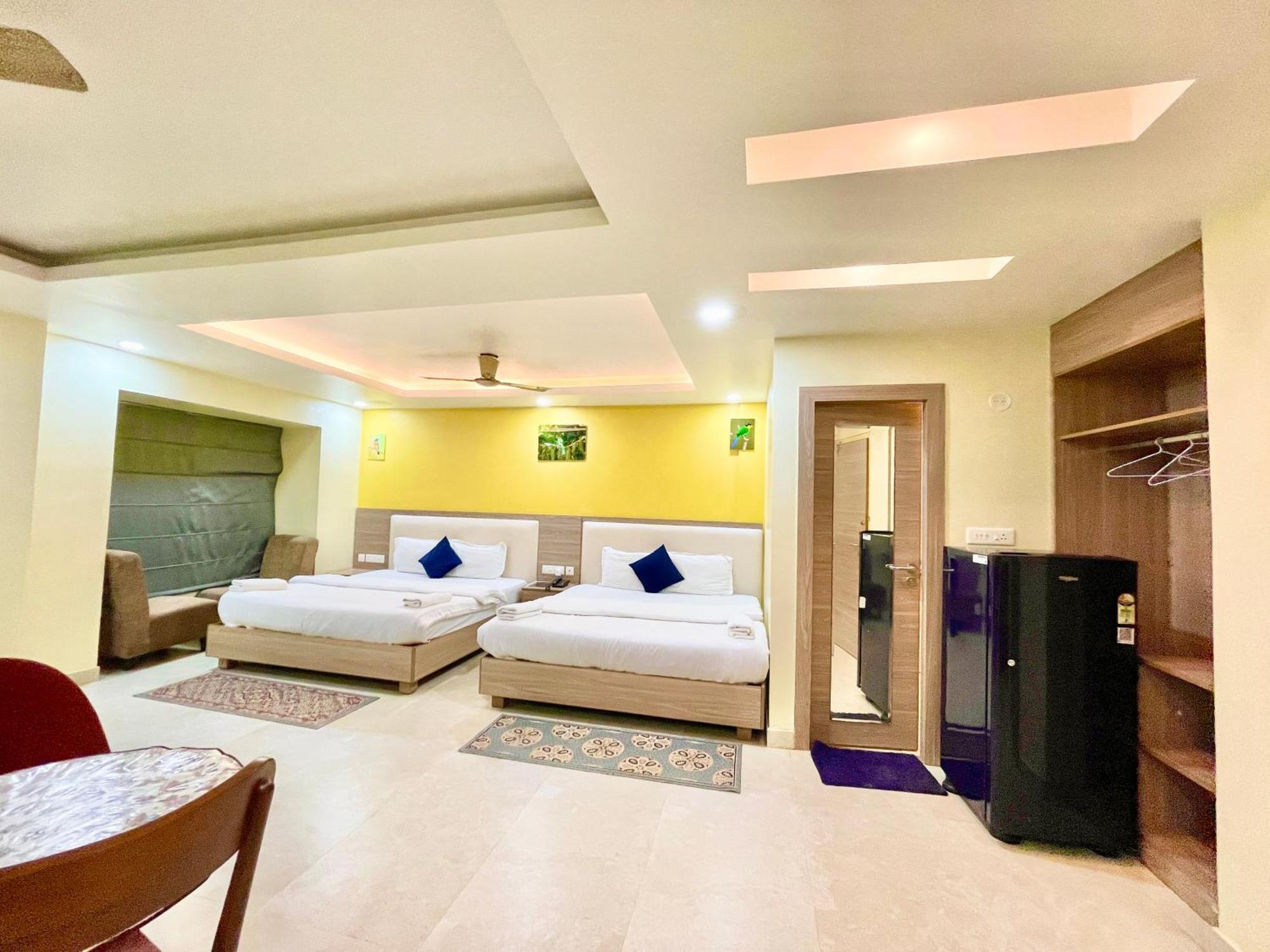 Hotel Rb International ! Puri Near-Sea-Beach-And-Temple Fully-Air-Conditioned-Hotel With-Lift-And-Card Payment Accepted-Parking-Facility, Best Hotel In Puri Exteriör bild