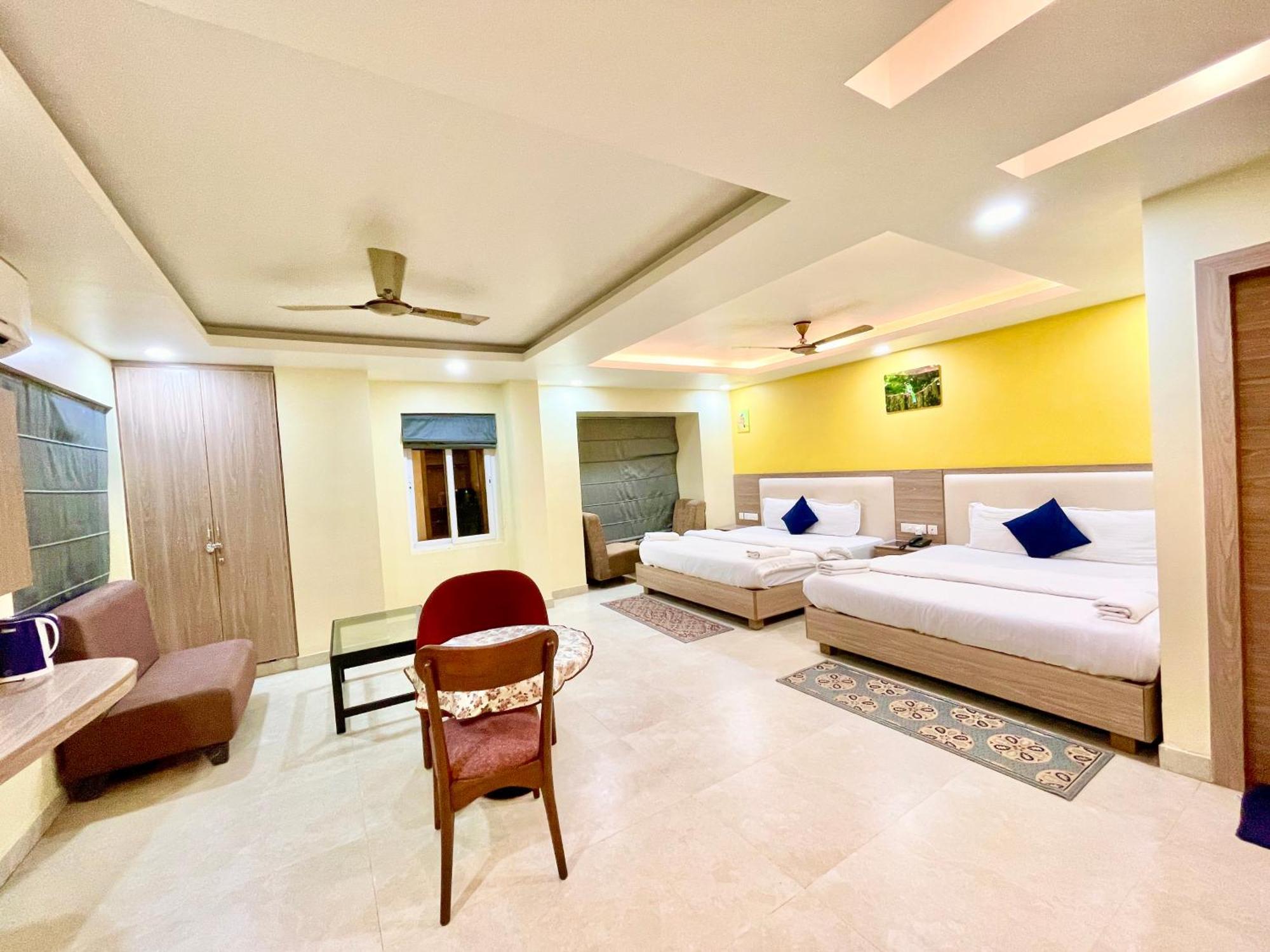 Hotel Rb International ! Puri Near-Sea-Beach-And-Temple Fully-Air-Conditioned-Hotel With-Lift-And-Card Payment Accepted-Parking-Facility, Best Hotel In Puri Exteriör bild