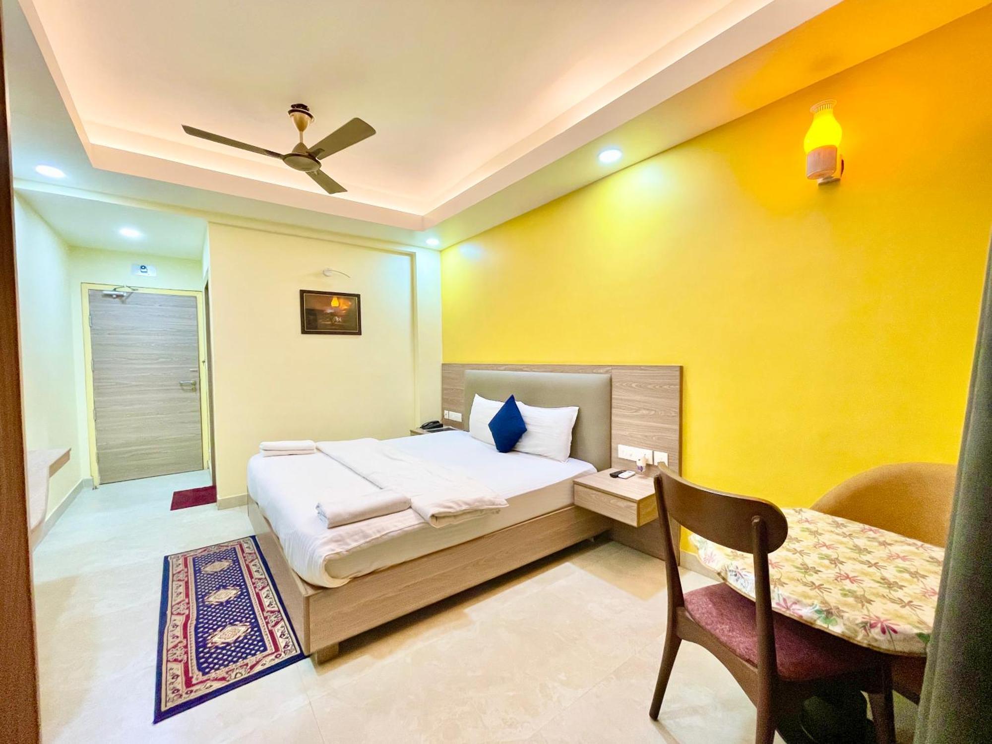 Hotel Rb International ! Puri Near-Sea-Beach-And-Temple Fully-Air-Conditioned-Hotel With-Lift-And-Card Payment Accepted-Parking-Facility, Best Hotel In Puri Exteriör bild