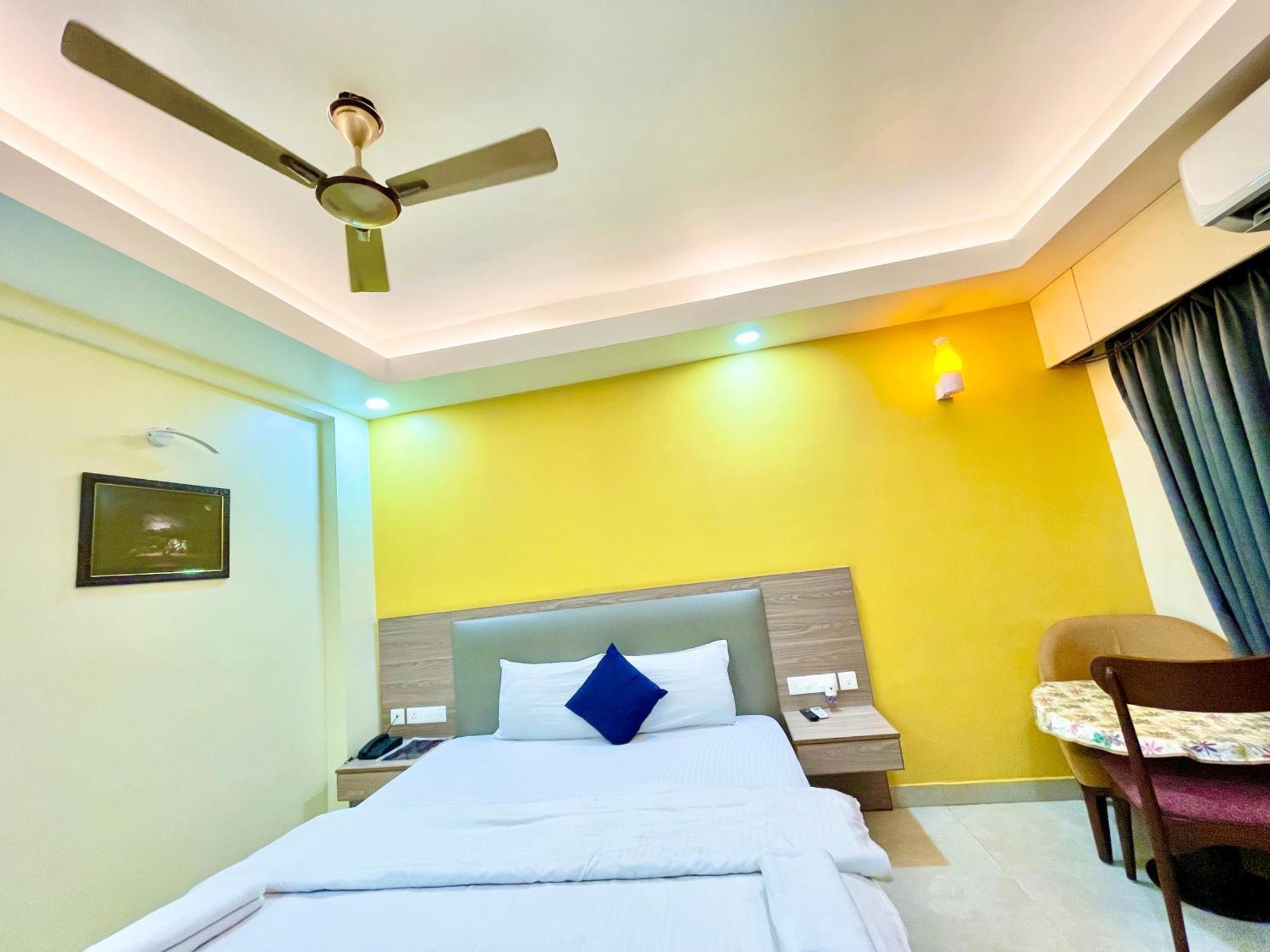 Hotel Rb International ! Puri Near-Sea-Beach-And-Temple Fully-Air-Conditioned-Hotel With-Lift-And-Card Payment Accepted-Parking-Facility, Best Hotel In Puri Exteriör bild