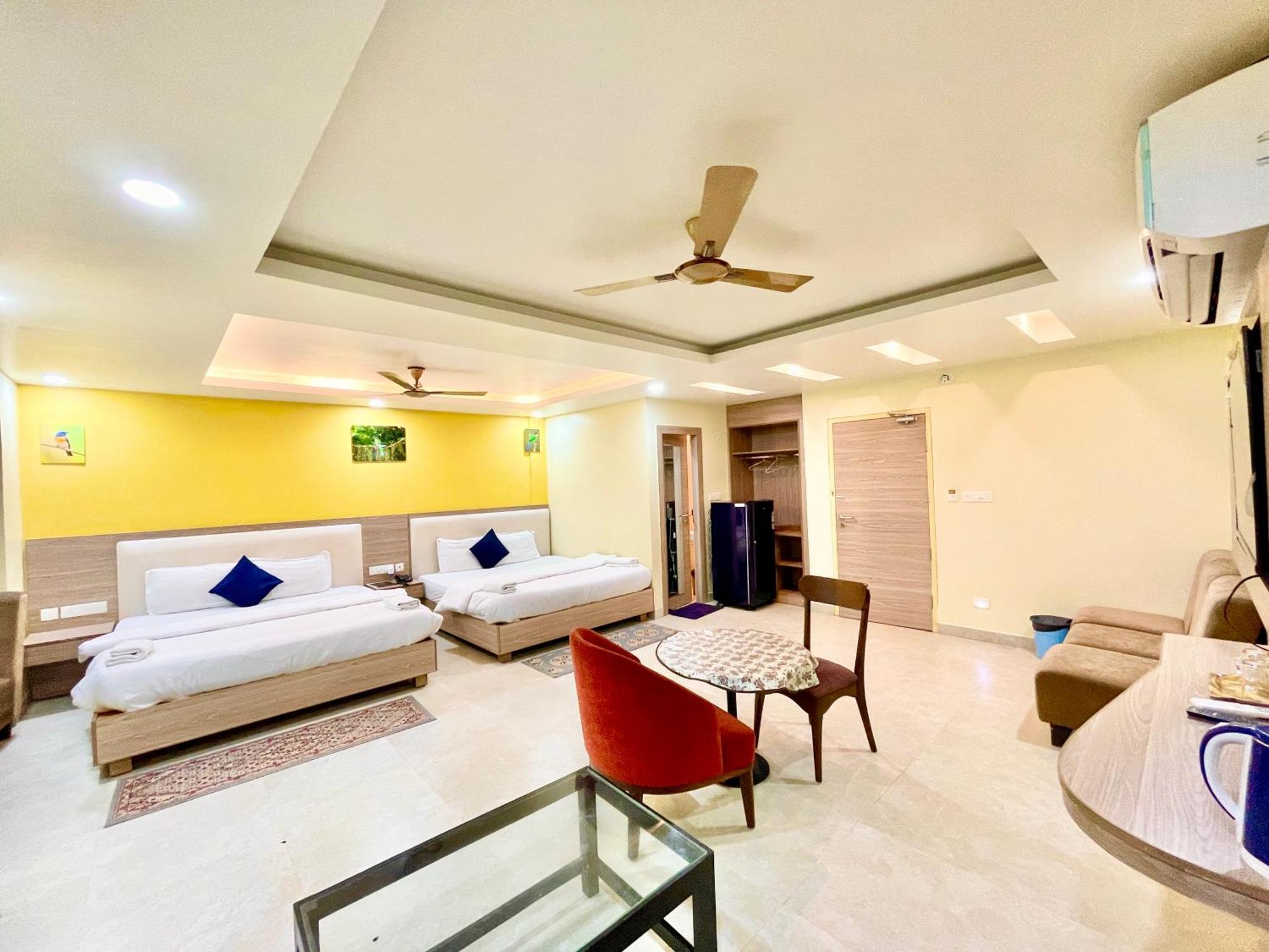 Hotel Rb International ! Puri Near-Sea-Beach-And-Temple Fully-Air-Conditioned-Hotel With-Lift-And-Card Payment Accepted-Parking-Facility, Best Hotel In Puri Exteriör bild