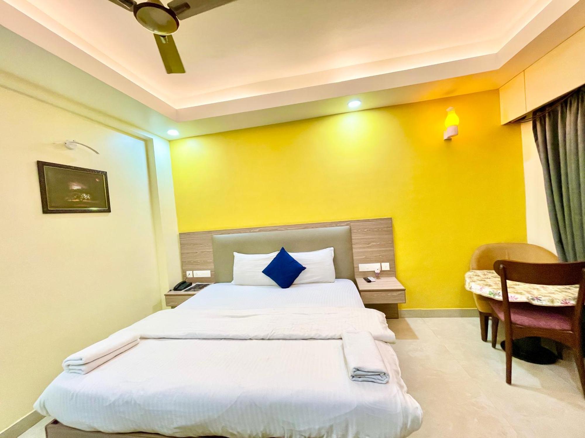 Hotel Rb International ! Puri Near-Sea-Beach-And-Temple Fully-Air-Conditioned-Hotel With-Lift-And-Card Payment Accepted-Parking-Facility, Best Hotel In Puri Exteriör bild
