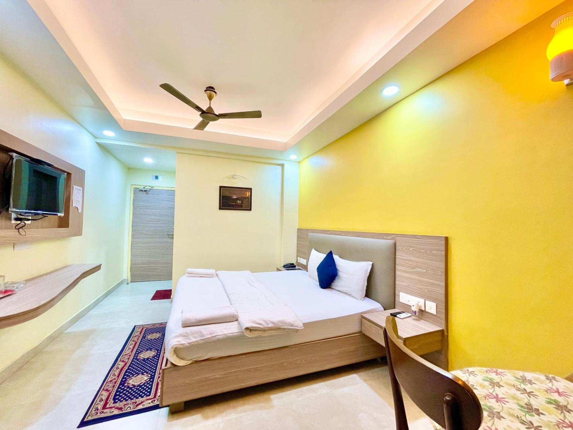 Hotel Rb International ! Puri Near-Sea-Beach-And-Temple Fully-Air-Conditioned-Hotel With-Lift-And-Card Payment Accepted-Parking-Facility, Best Hotel In Puri Exteriör bild