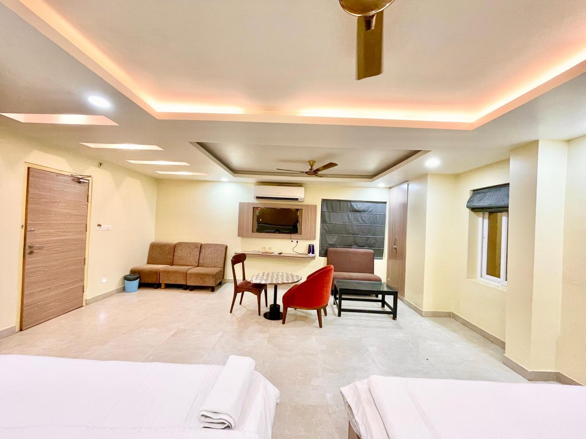 Hotel Rb International ! Puri Near-Sea-Beach-And-Temple Fully-Air-Conditioned-Hotel With-Lift-And-Card Payment Accepted-Parking-Facility, Best Hotel In Puri Exteriör bild